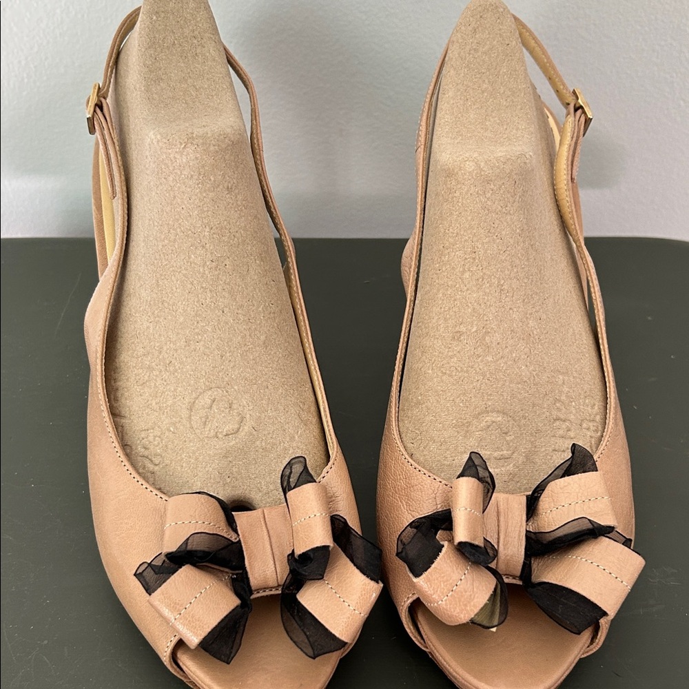 Kate Spade Billow Beige Peep-Toe Slingback with Black Bow Accent